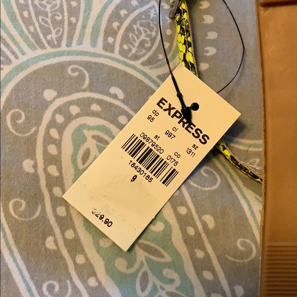 Express Sandals Size 9 NWT - Picture 4 of 4